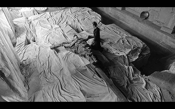 (2023) Citizen Saint | قدیس شهروند